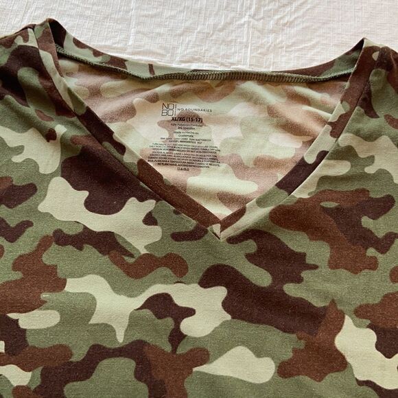 Green Camo V-Neck Long Sleeve - Picture 3 of 4